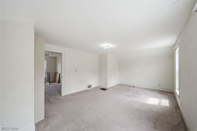 57 W Union Street, Geneva, OH 44041