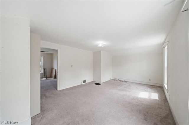 57 W Union Street, Geneva, OH 44041