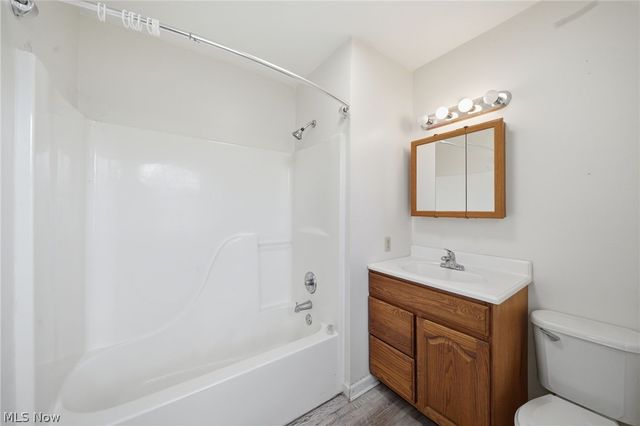 57 W Union Street, Geneva, OH 44041