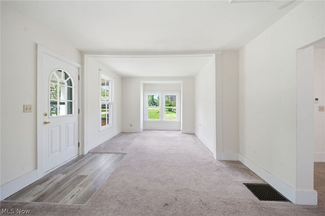 57 W Union Street, Geneva, OH 44041