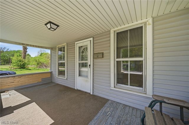 57 W Union Street, Geneva, OH 44041
