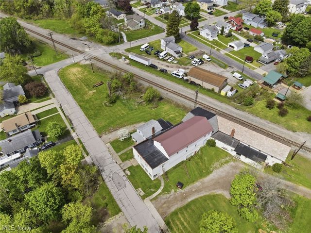 57 W Union Street, Geneva, OH 44041
