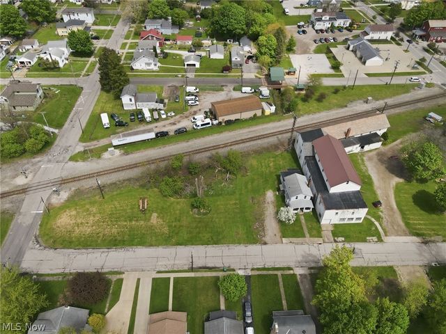 57 W Union Street, Geneva, OH 44041