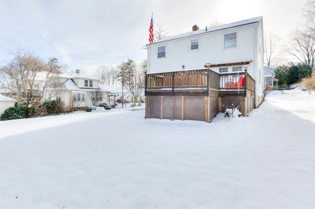 3 Shoreham St, Worcester, MA 01605