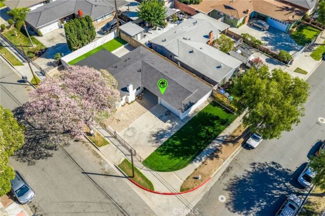 1638 W Pine street, Santa Ana, CA 92703