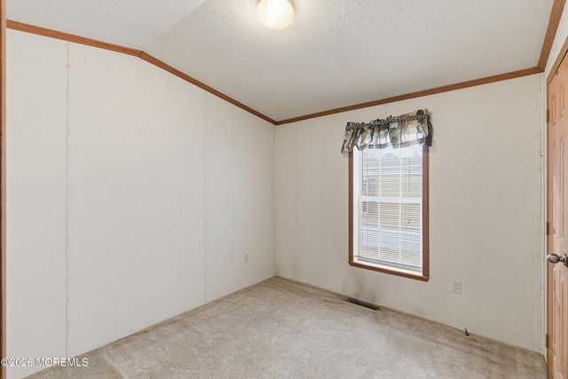 12 Lace Bark Lane, Jackson, NJ 08527