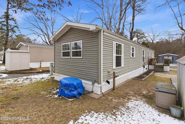 12 Lace Bark Lane, Jackson, NJ 08527