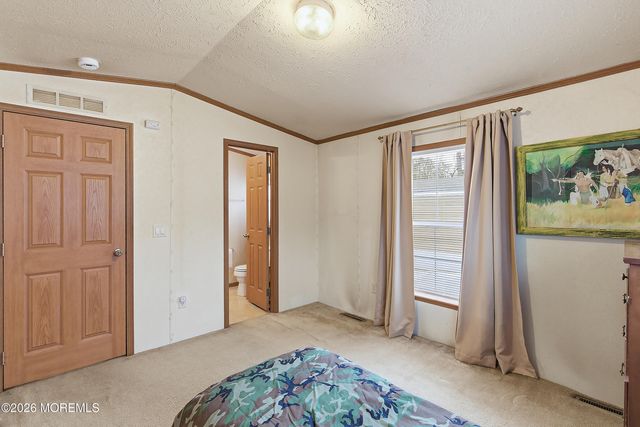 12 Lace Bark Lane, Jackson, NJ 08527