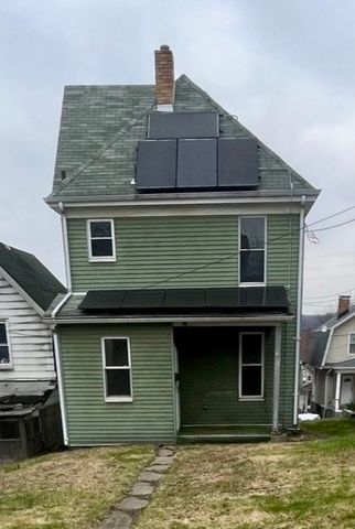 424 Ridge Ave, New Kensington, PA 15068