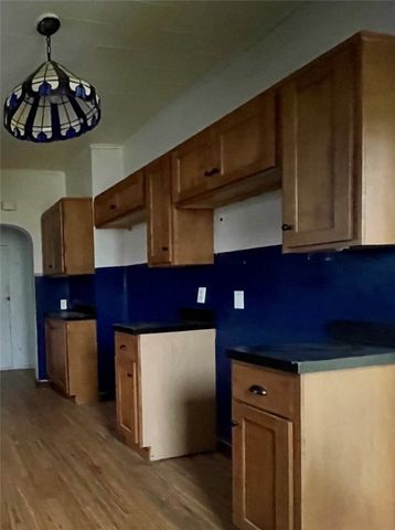 424 Ridge Ave, New Kensington, PA 15068