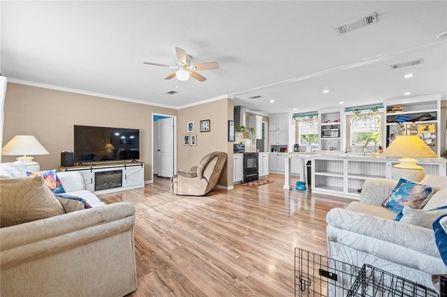 12275 CROSS STREET, Largo, FL 33773