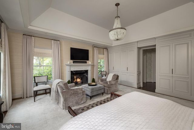 4841 KEMBLE PL NW, Washington, DC 20007