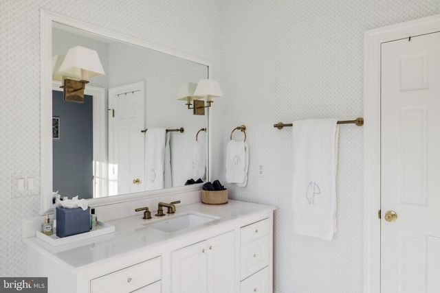4841 KEMBLE PL NW, Washington, DC 20007