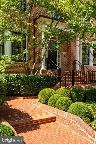4841 KEMBLE PL NW, Washington, DC 20007