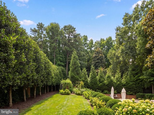 4841 KEMBLE PL NW, Washington, DC 20007