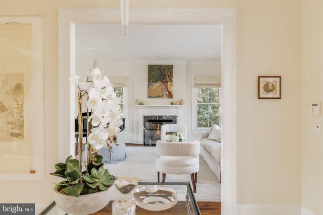 4841 KEMBLE PL NW, Washington, DC 20007