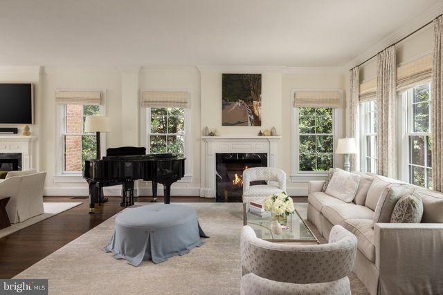 4841 KEMBLE PL NW, Washington, DC 20007