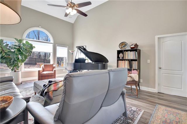 12 Smokey Ridge Court, Newnan, GA 30263