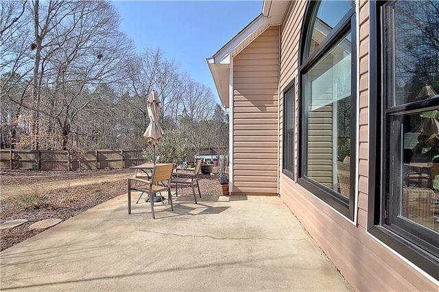 12 Smokey Ridge Court, Newnan, GA 30263