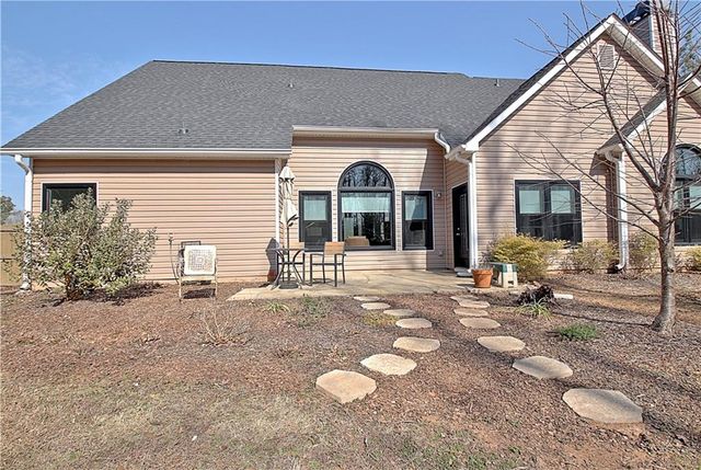 12 Smokey Ridge Court, Newnan, GA 30263