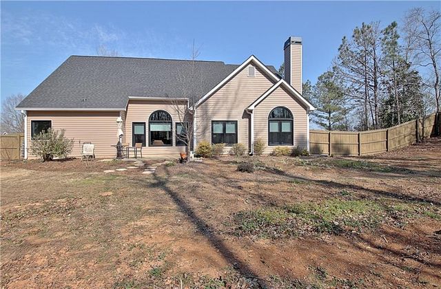 12 Smokey Ridge Court, Newnan, GA 30263