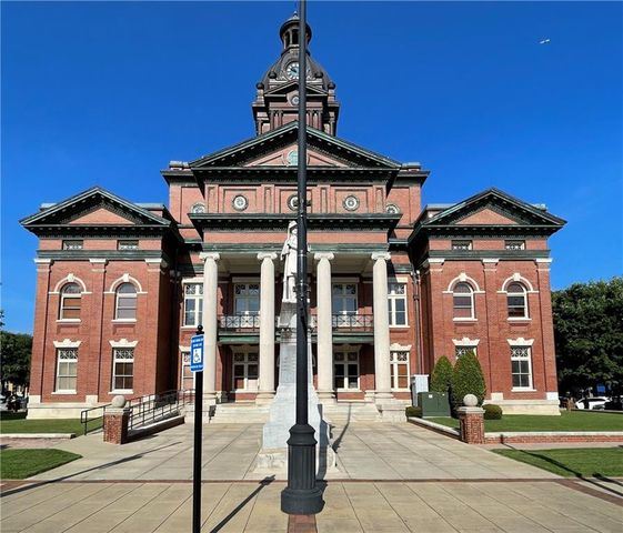 12 Smokey Ridge Court, Newnan, GA 30263