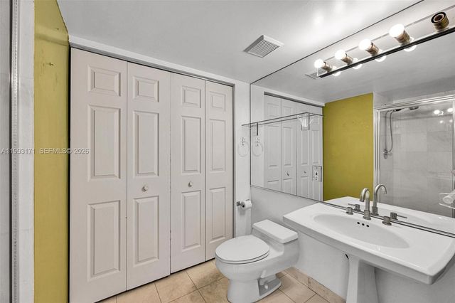 3530 Mystic Pointe Dr 710, Aventura, FL 33180