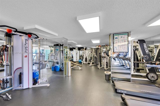 3530 Mystic Pointe Dr 710, Aventura, FL 33180