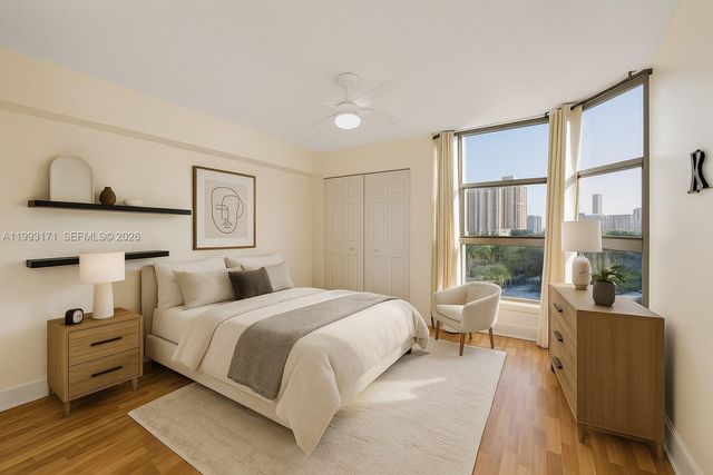 3530 Mystic Pointe Dr 710, Aventura, FL 33180