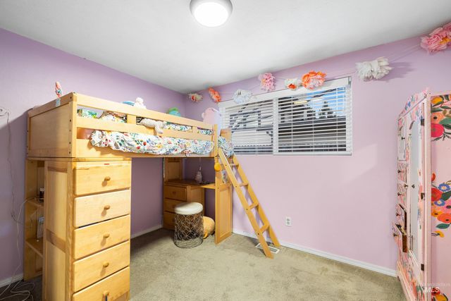 3333 N Pepperwood Dr, Boise, ID 83704