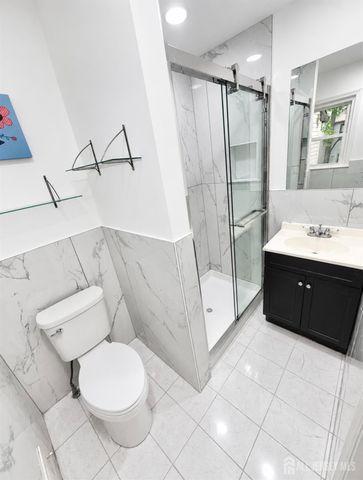 71 Highview Drive, Woodbridge Proper, NJ 07095