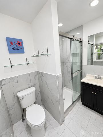 71 Highview Drive, Woodbridge Proper, NJ 07095