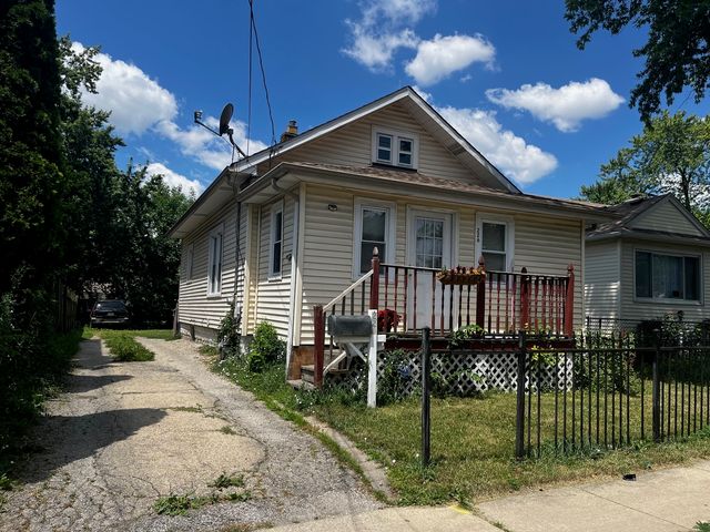 226 N Ohio Street, Aurora, IL 60505