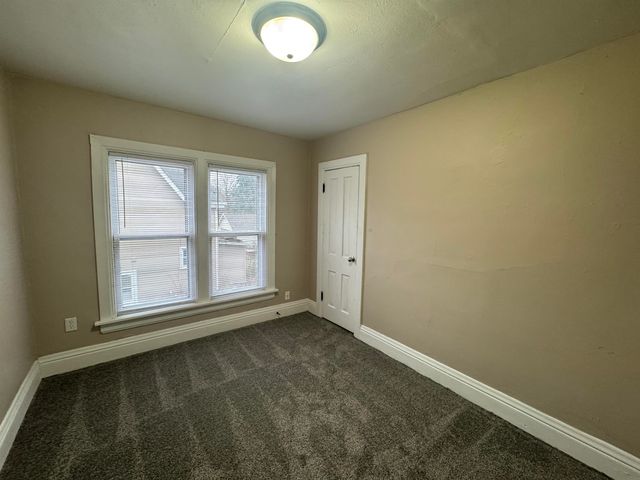 304 8th Ave. Avenue, Charles City, IA 50616