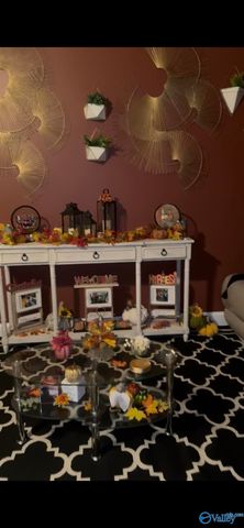 100 Old Bridle Way, Owens Cross Roads, AL 35763