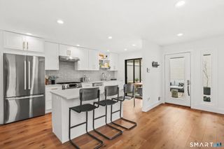 104 Harvest Commons 104, Westport, CT 06880