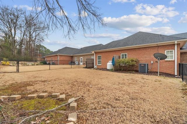 133 Kensington Drive SE, Calhoun, GA 30701