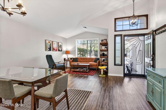 12333 N Brightridge Drive, Oro Valley, AZ 85755