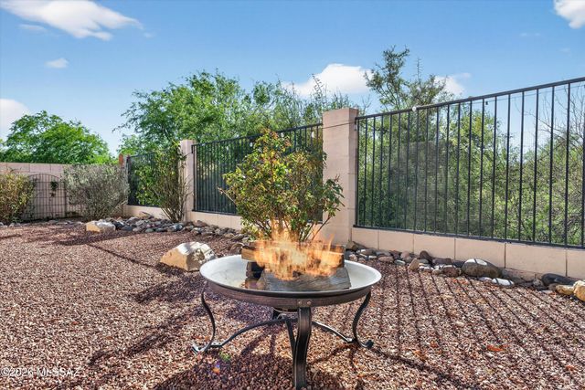 12333 N Brightridge Drive, Oro Valley, AZ 85755