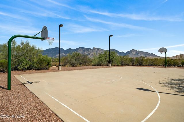 12333 N Brightridge Drive, Oro Valley, AZ 85755