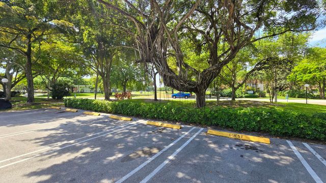 800 Cypress Boulevard 204a, Pompano Beach, FL 33069