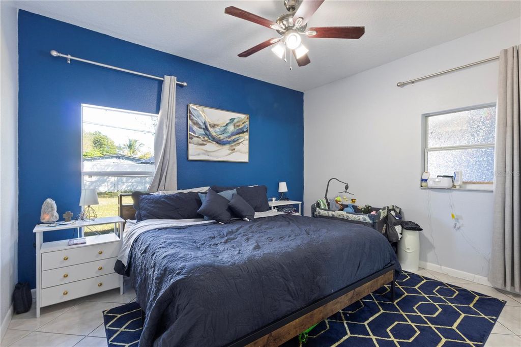 Image 20 of property listing at 6023 SANTA MONICA DRIVE, Tampa, FL 33615