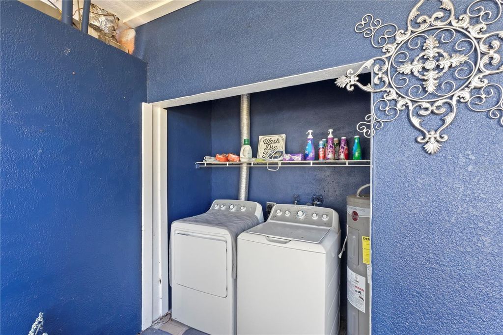 Image 26 of property listing at 6023 SANTA MONICA DRIVE, Tampa, FL 33615