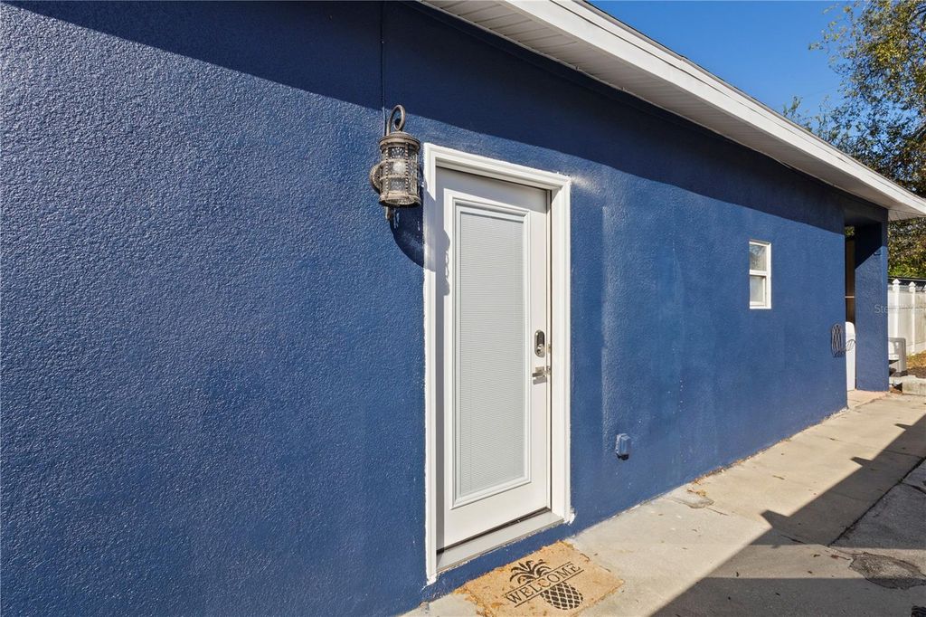 Image 31 of property listing at 6023 SANTA MONICA DRIVE, Tampa, FL 33615