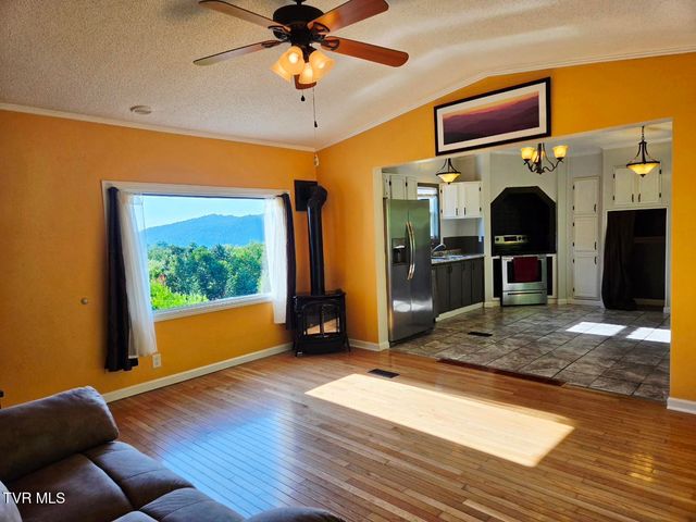 150 Wellman Road, Elizabethton, TN 37643