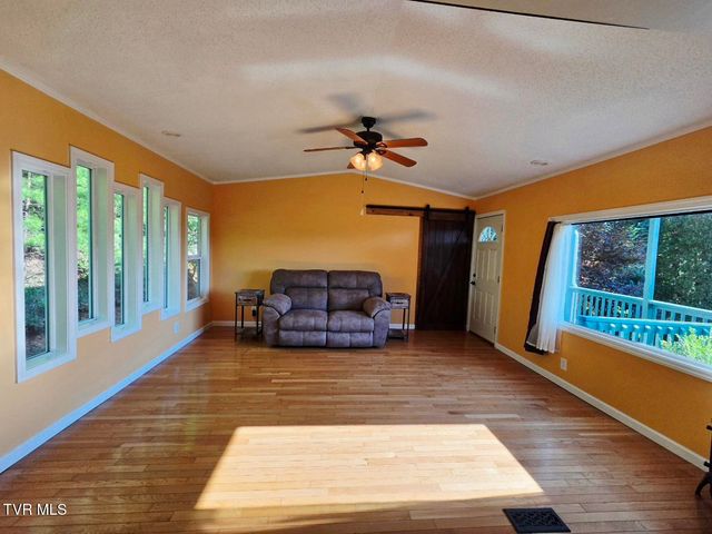 150 Wellman Road, Elizabethton, TN 37643