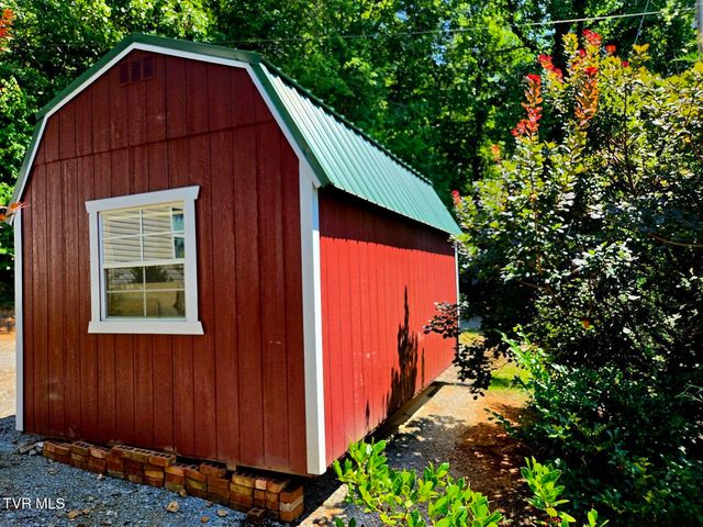 150 Wellman Road, Elizabethton, TN 37643