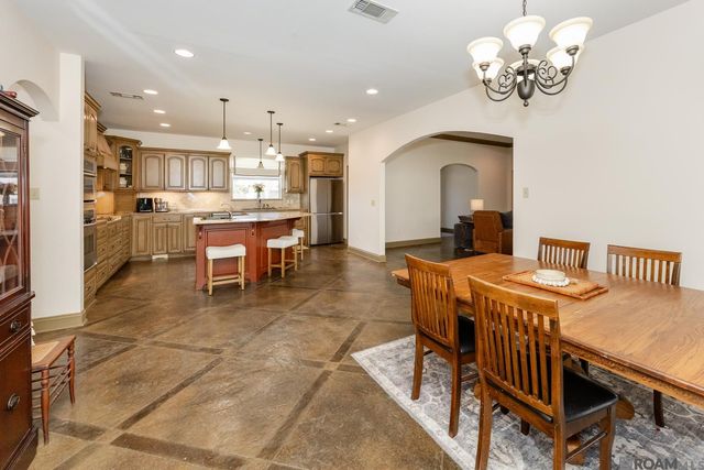 16242 Ole Homestead Ln, Prairieville, LA 70769