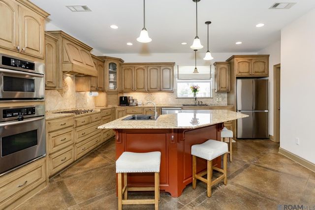 16242 Ole Homestead Ln, Prairieville, LA 70769