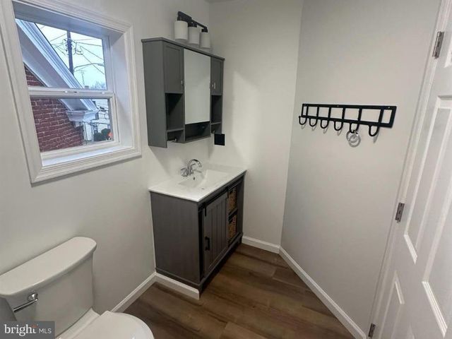 633 N QUEEN ST, Martinsburg, WV 25404